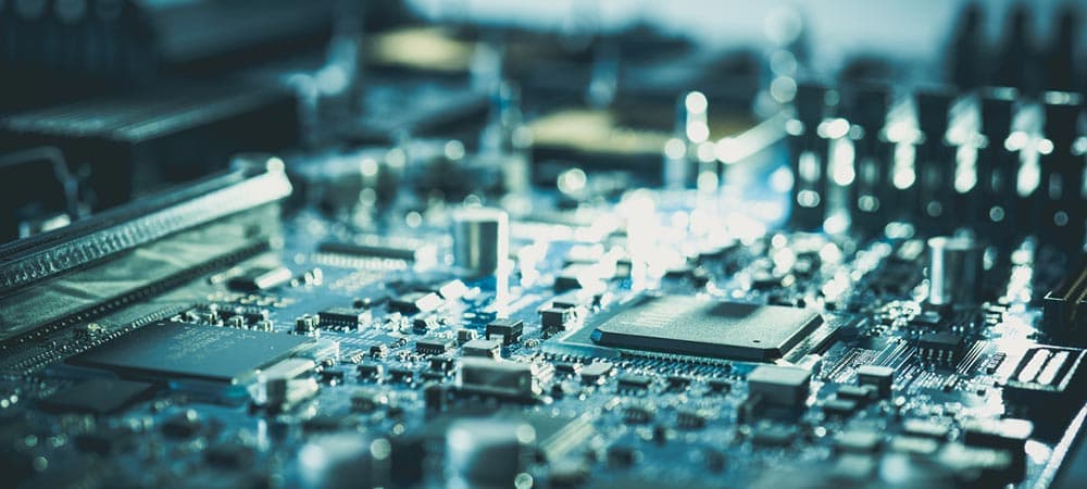 مادربرد کامپیوتر چگونه کار می‌کند؟